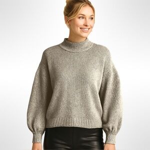 BB Dakota by Steve Madden Grey Metallic Balloon Sleeve Sweater